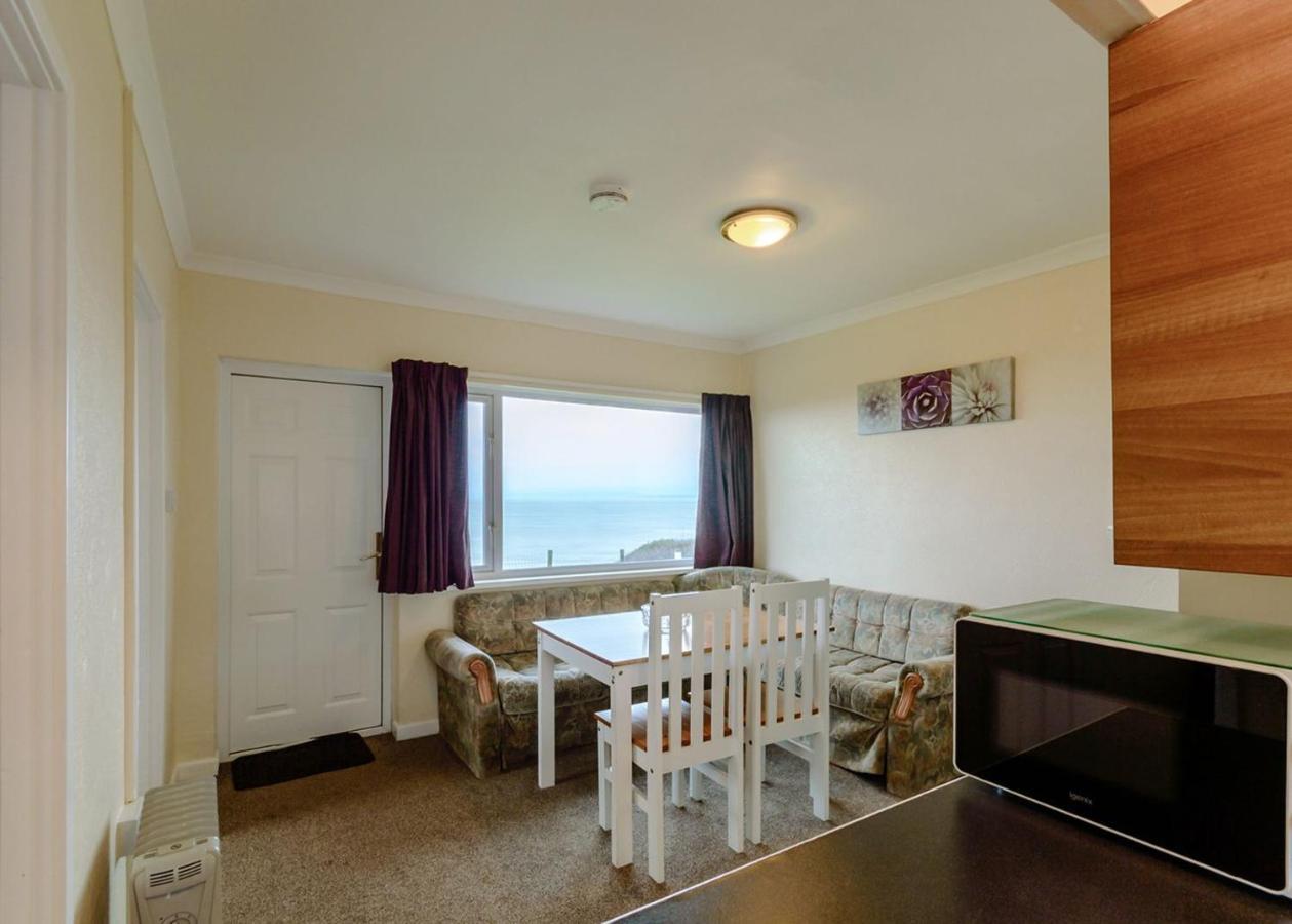 Gilfach Holiday Park Henfynyw Upper Exterior foto